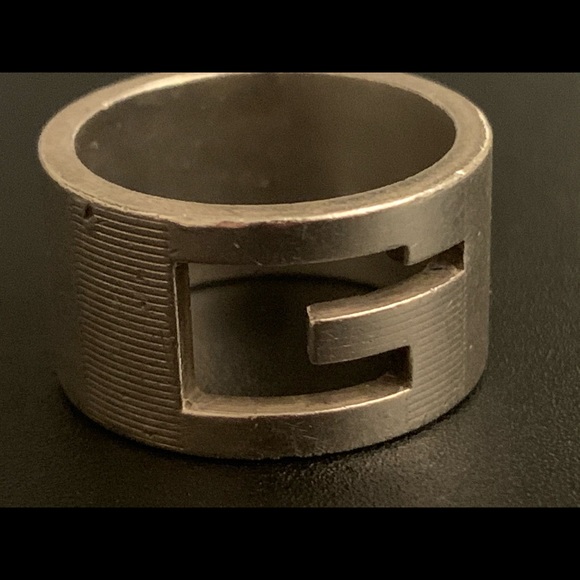 Silver Gucci ring size 7 - Picture 3 of 5